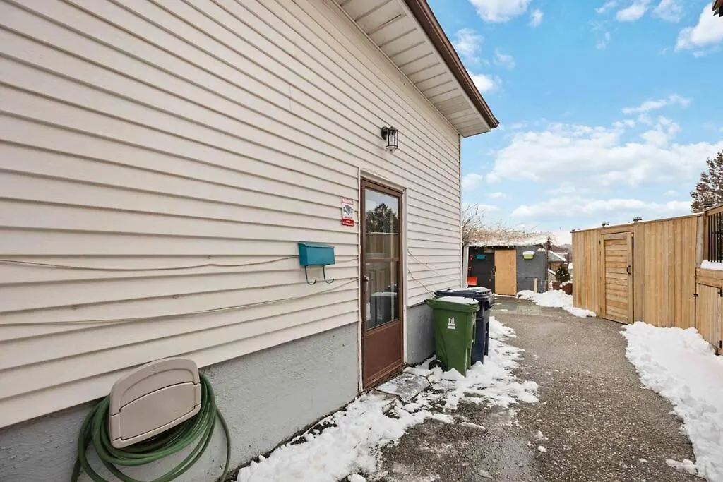 Appartement Lovely Bungalow In Briar-Hill Toronto