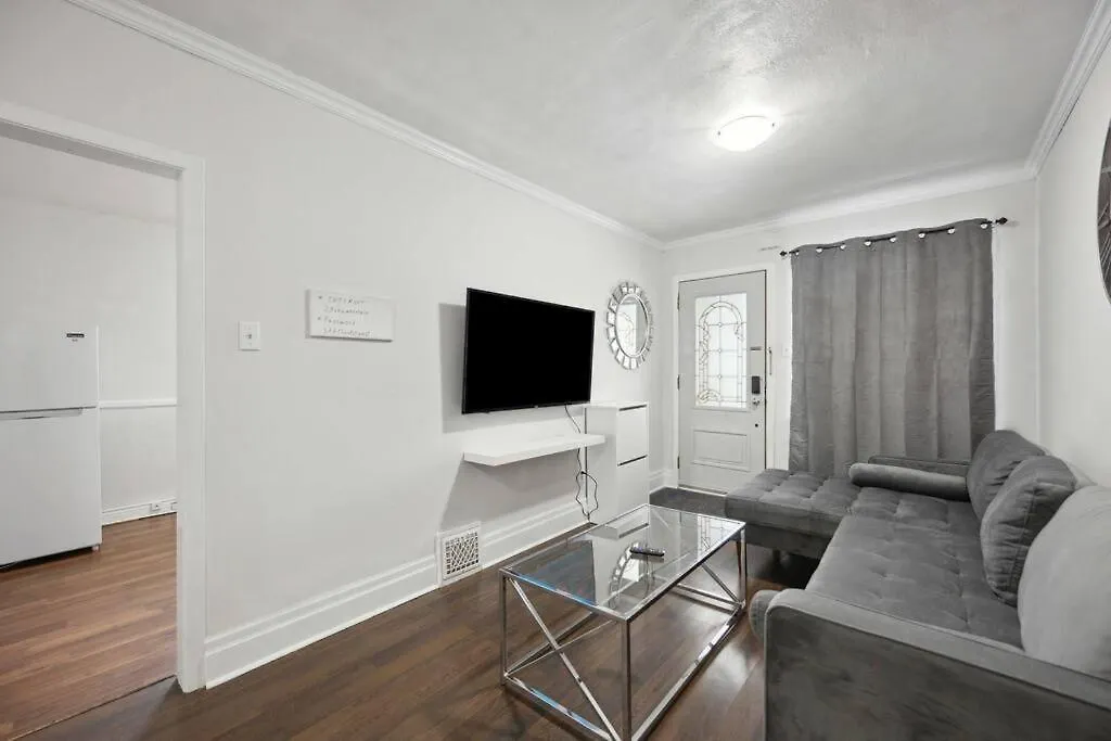 Appartement Lovely Bungalow In Briar-Hill Toronto
